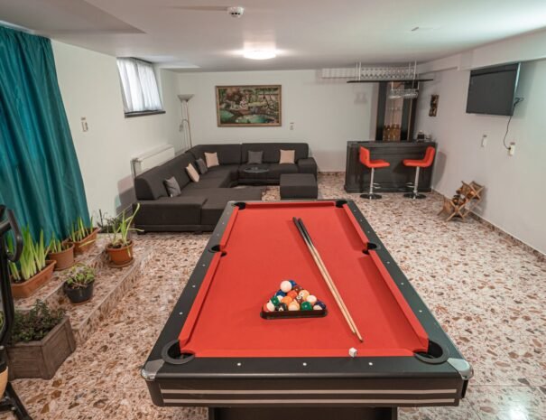 Casa Danei - Brașov - loc de relaxare cu biliard